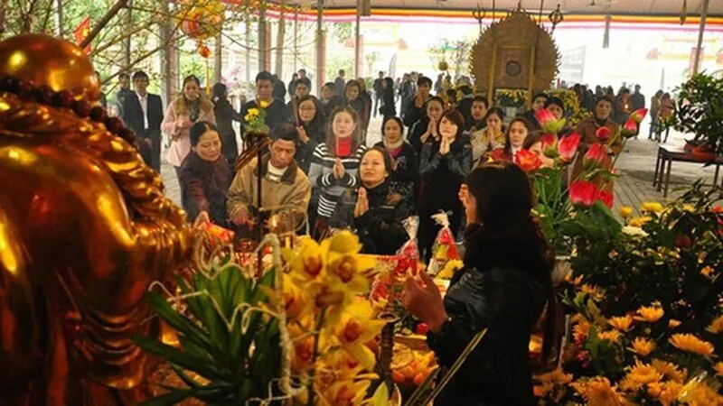 Cách khấn khi đi chùa