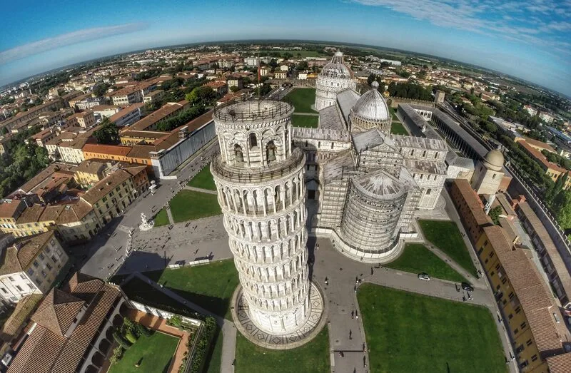 Tháp nghiêng Pisa